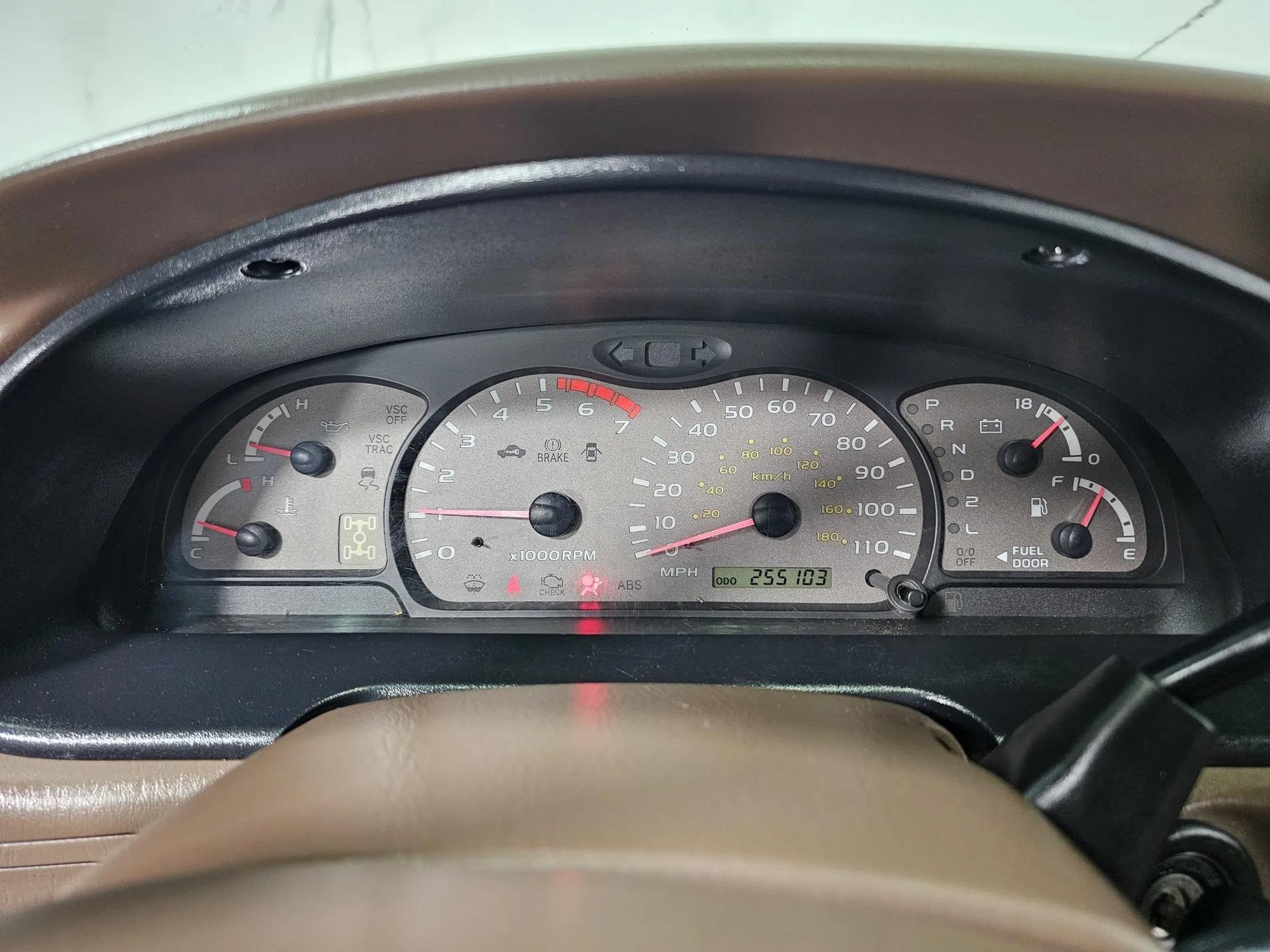 2003 Toyota Sequoia Limited