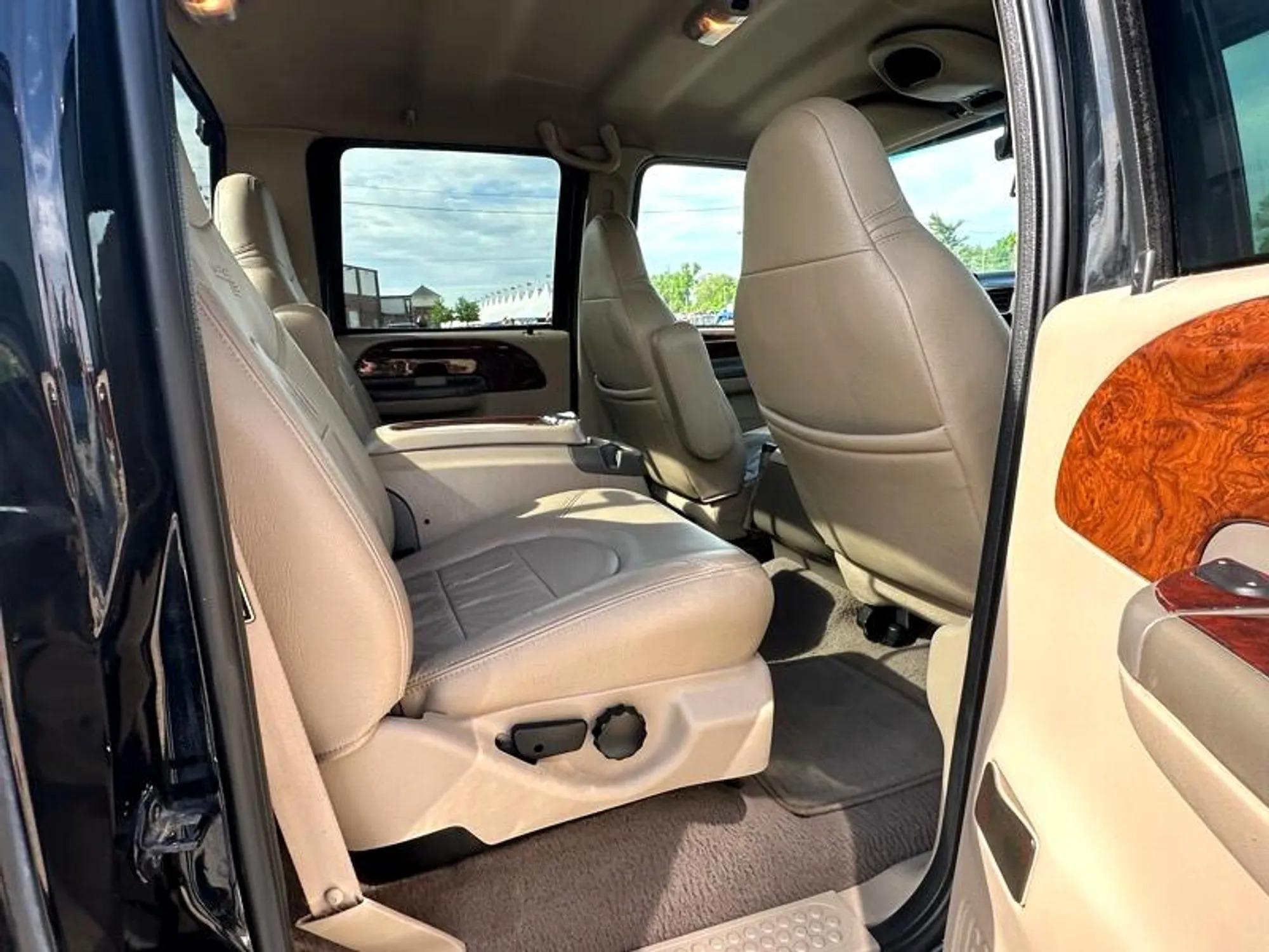 2000 Ford F-350 SD Lariat