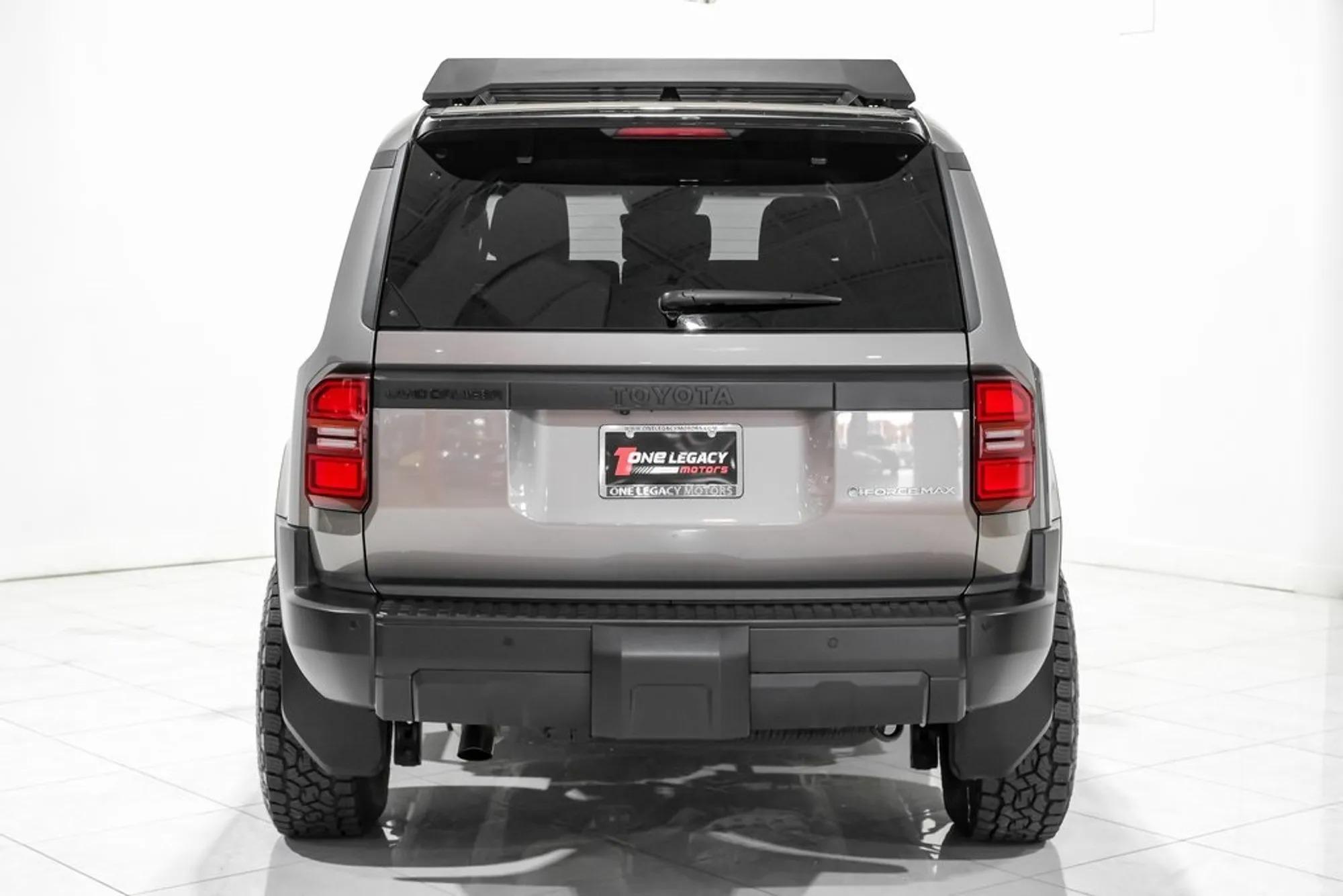2024 Toyota Land Cruiser 1958 - 4