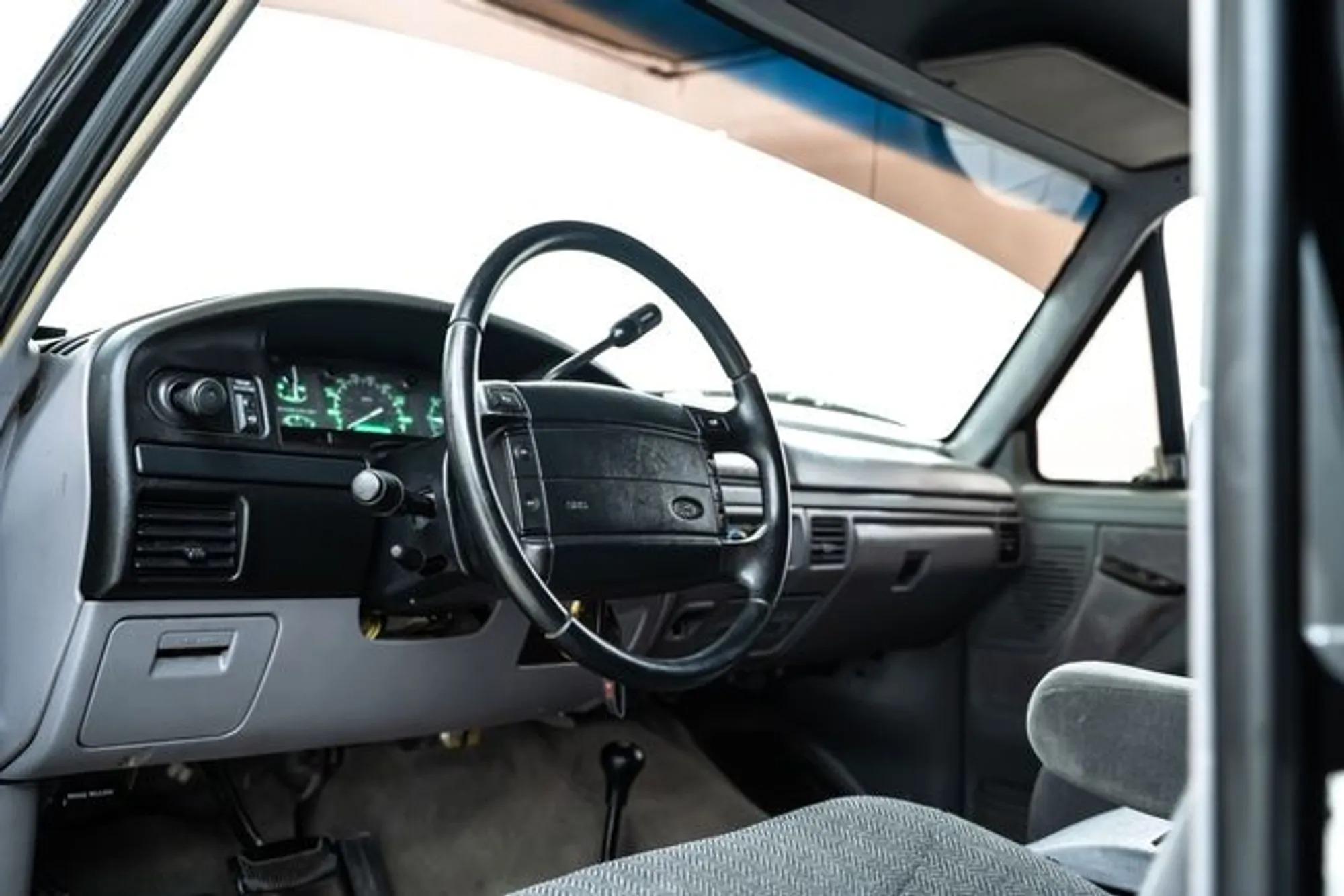 1996 Ford Bronco XLT