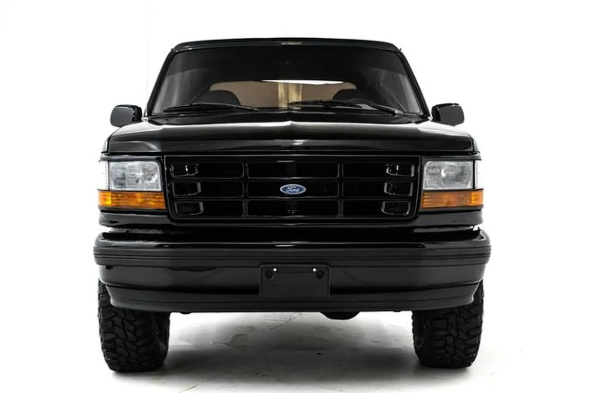 1996 Ford Bronco XLT - 5