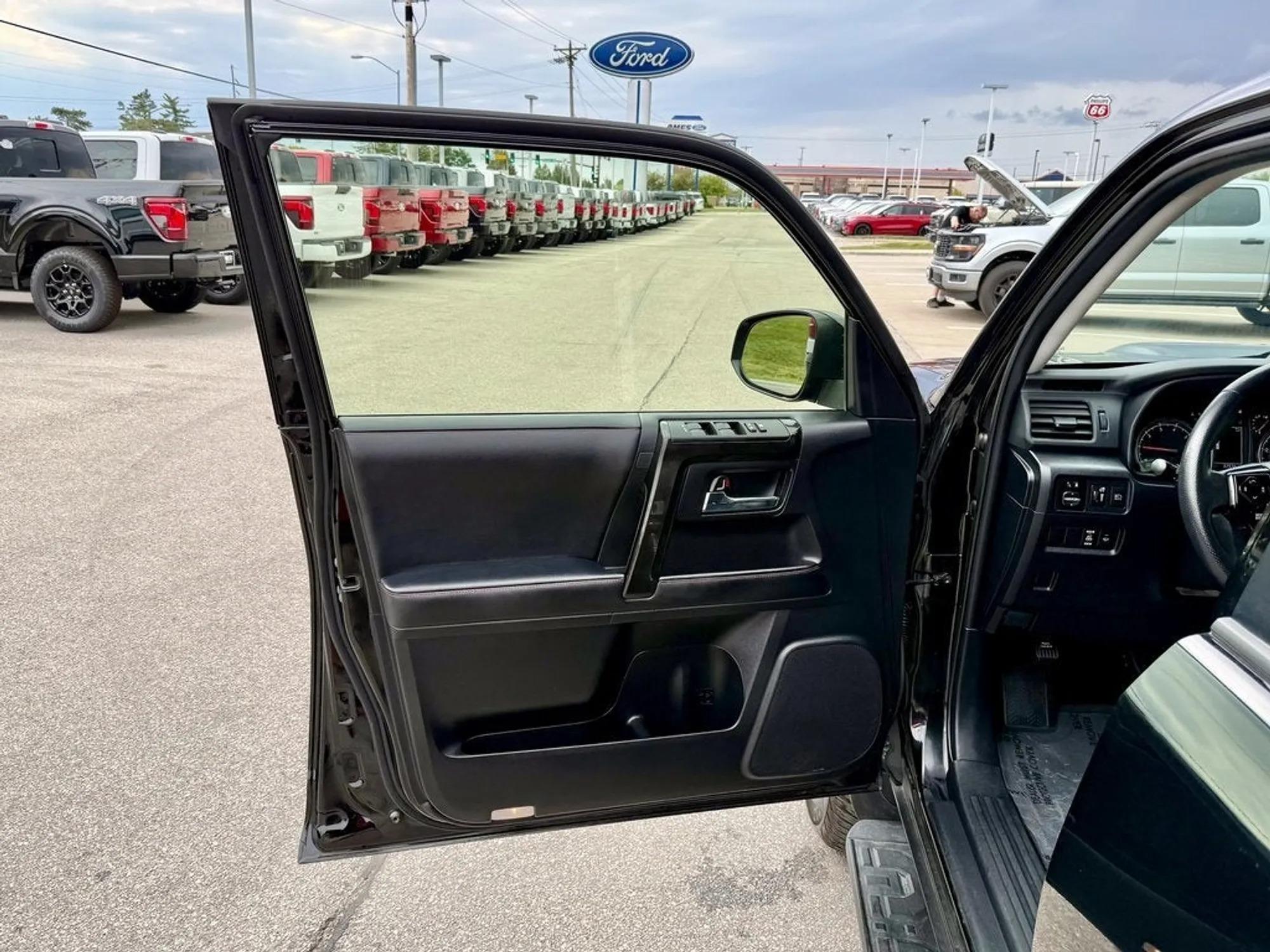 2024 Toyota 4Runner TRD Off-Road Premium