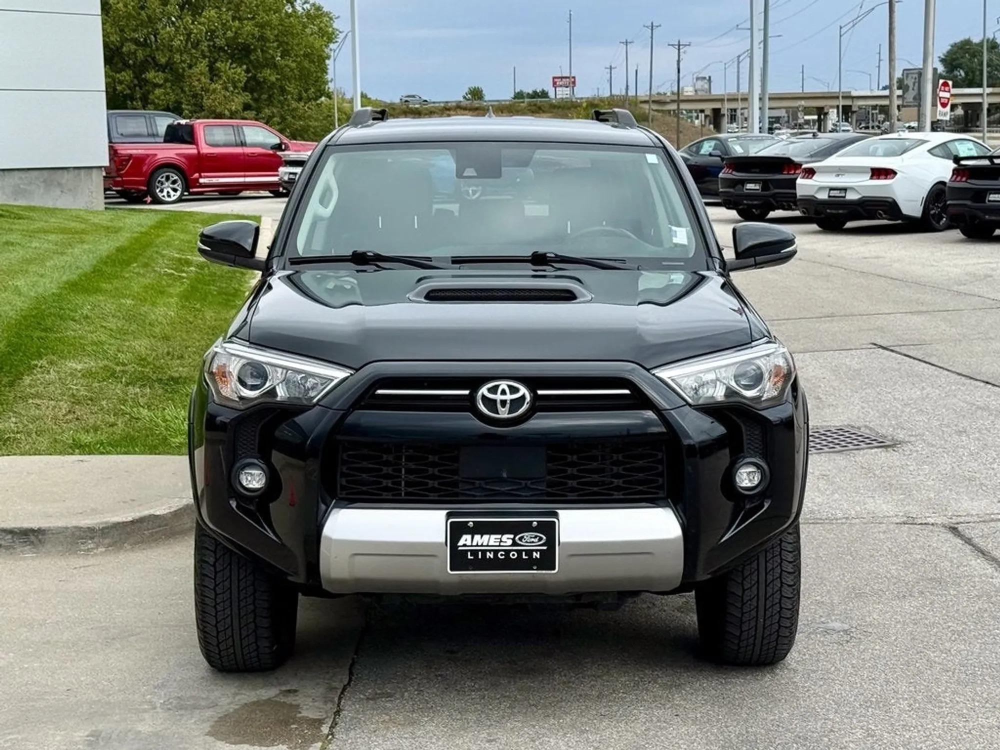 2024 Toyota 4Runner TRD Off-Road Premium - 5