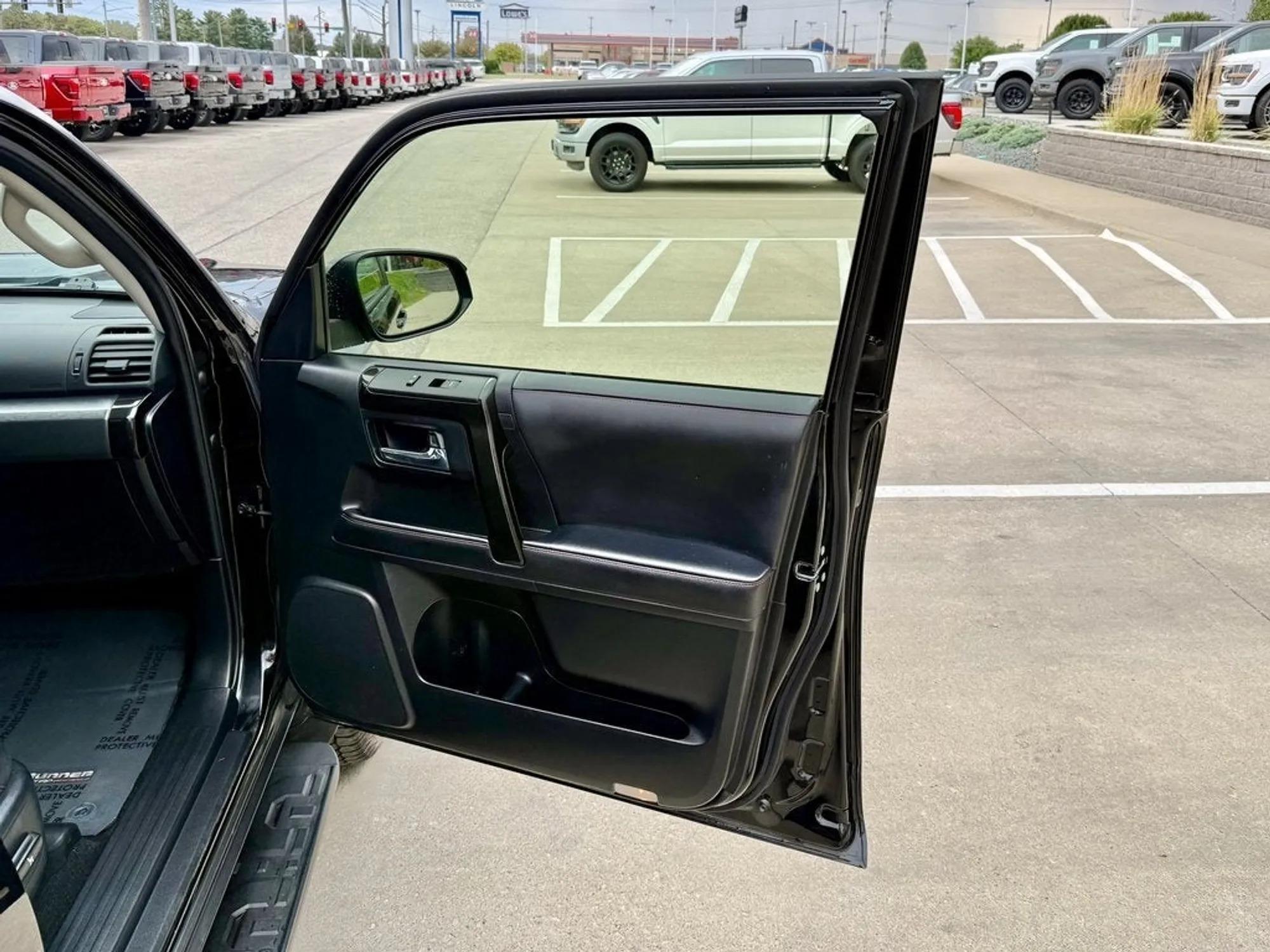 2024 Toyota 4Runner TRD Off-Road Premium