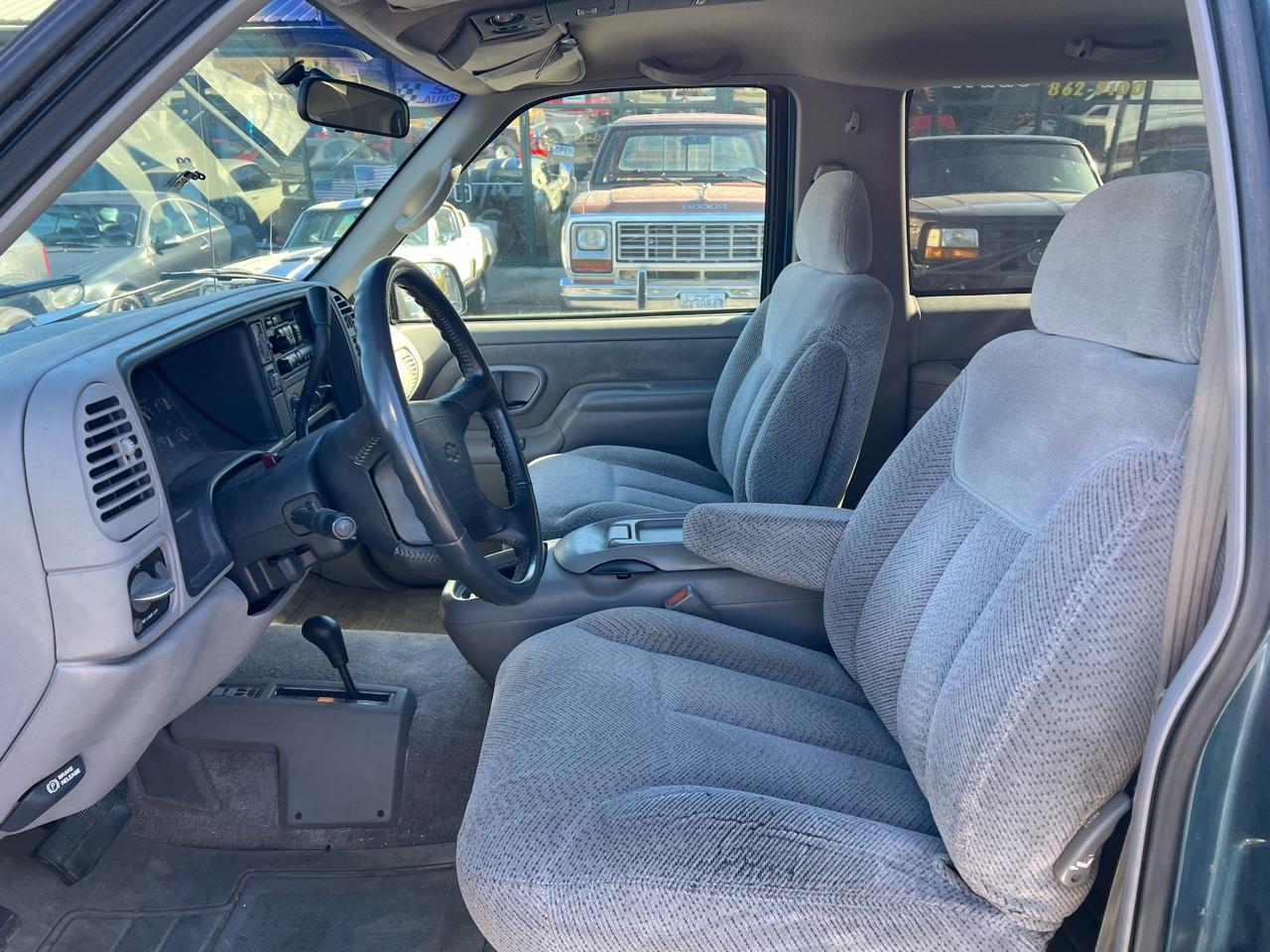 2-Door 1995 Chevrolet Tahoe 1500 - 5