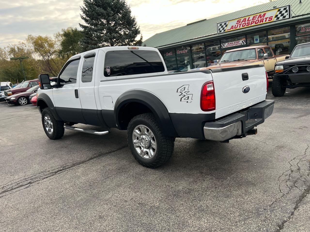 2012 Ford Super Duty F-250 - 4