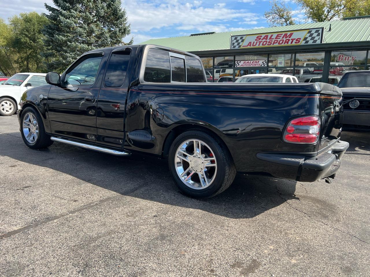 2000 Ford F-150 Harley-Davidson - 5