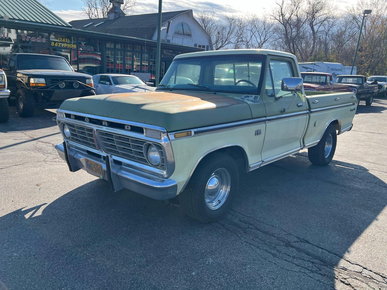  Ford F-100