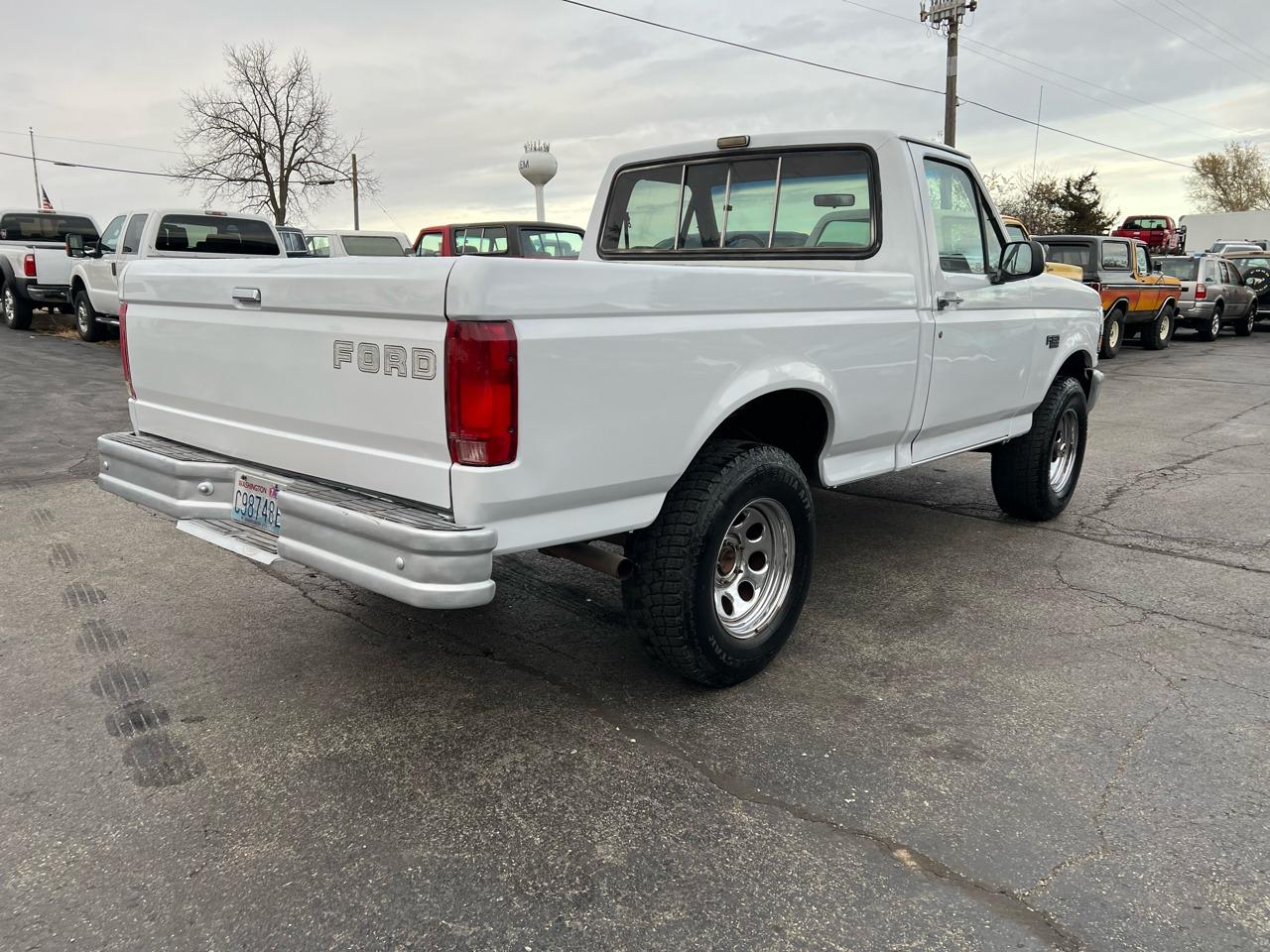 1992 Ford F-150 4×4 - 5