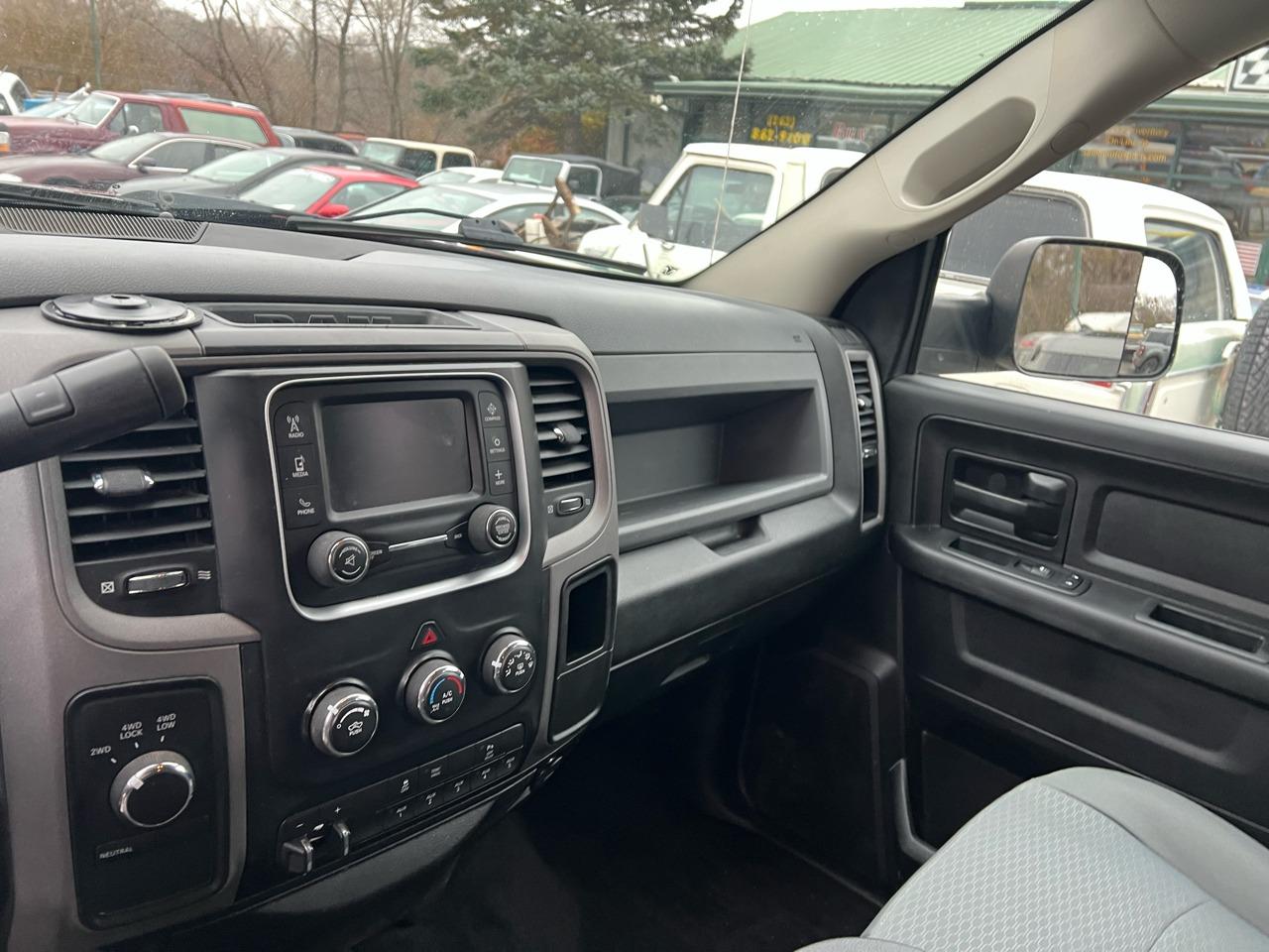 2017 RAM 2500 Tradesman 4×4