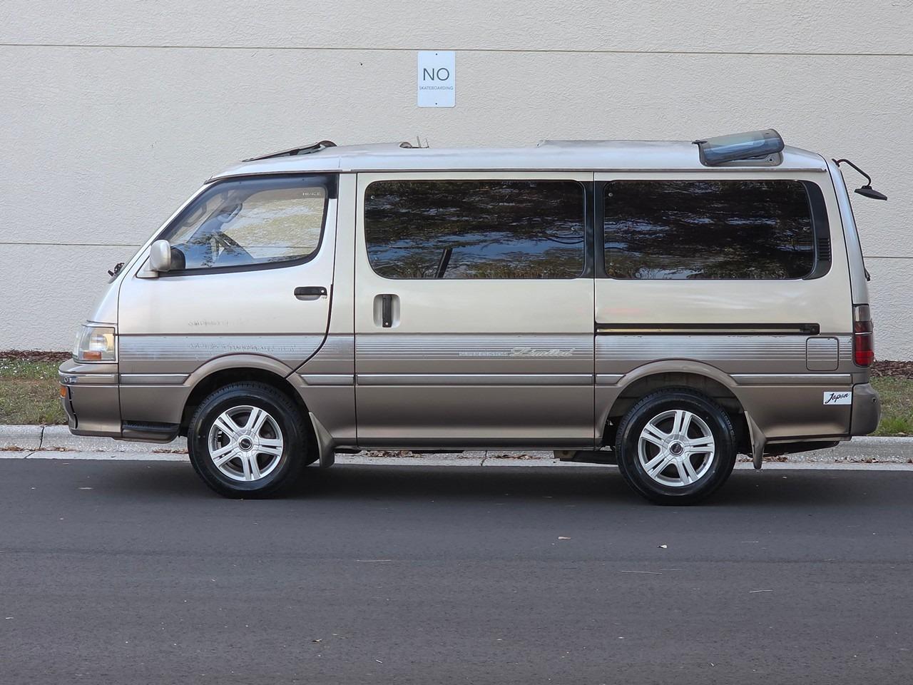 1994 Toyota HiAce Super Custom Limited