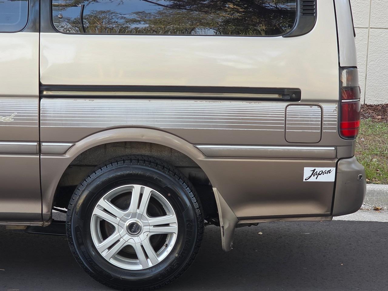 1994 Toyota HiAce Super Custom Limited