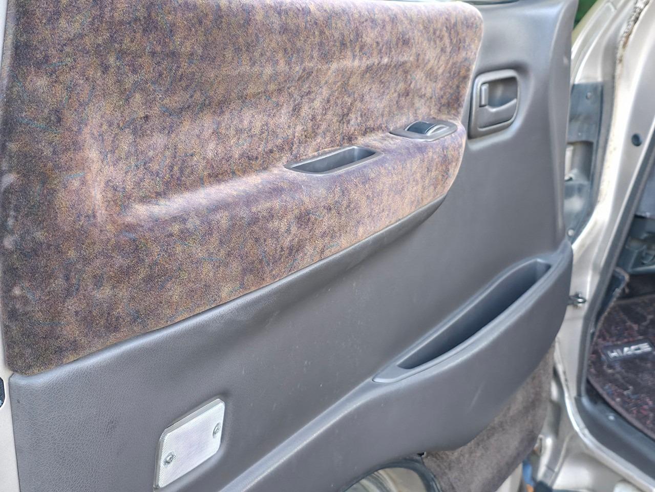 1994 Toyota HiAce Super Custom Limited