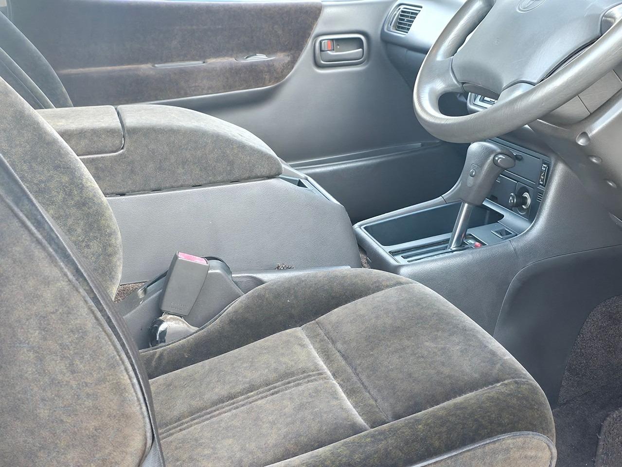 1994 Toyota HiAce Super Custom Limited