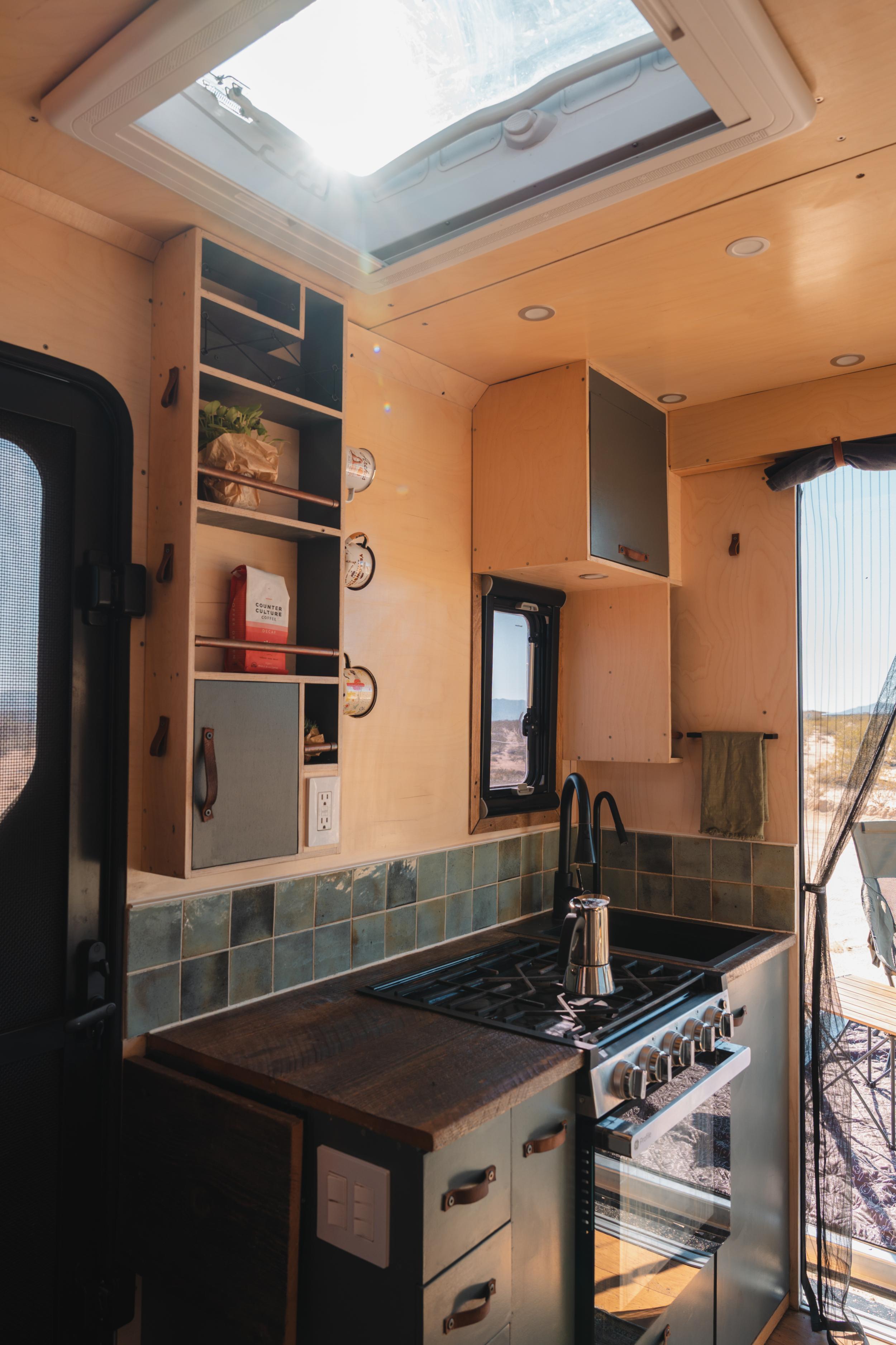 2024 Ford F-550 Expedition Vehicle