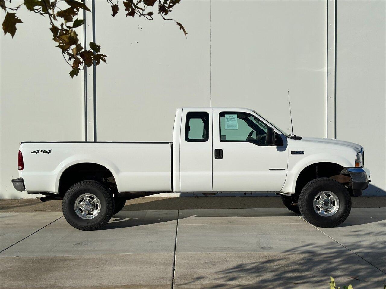 2003 Ford F-250 4×4 - 5