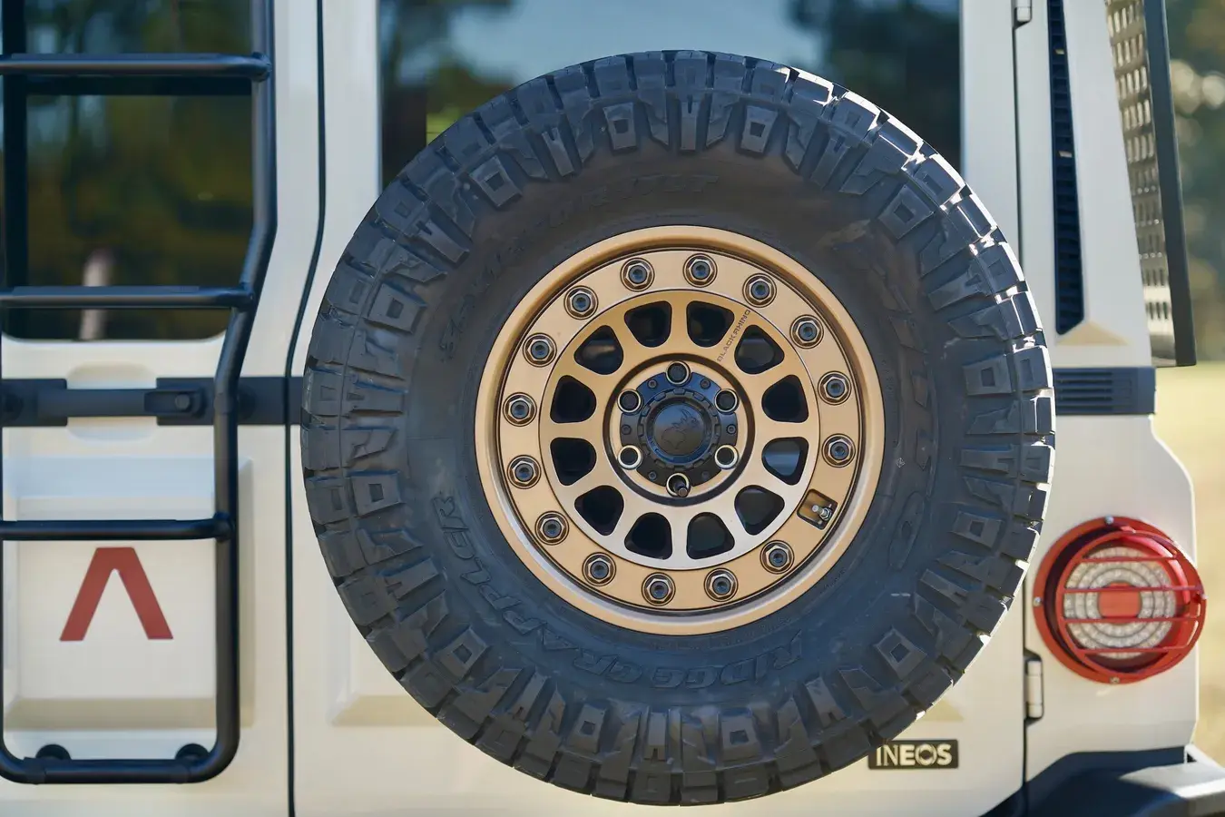 2024 INEOS Grenadier Signature Off-Road Edition