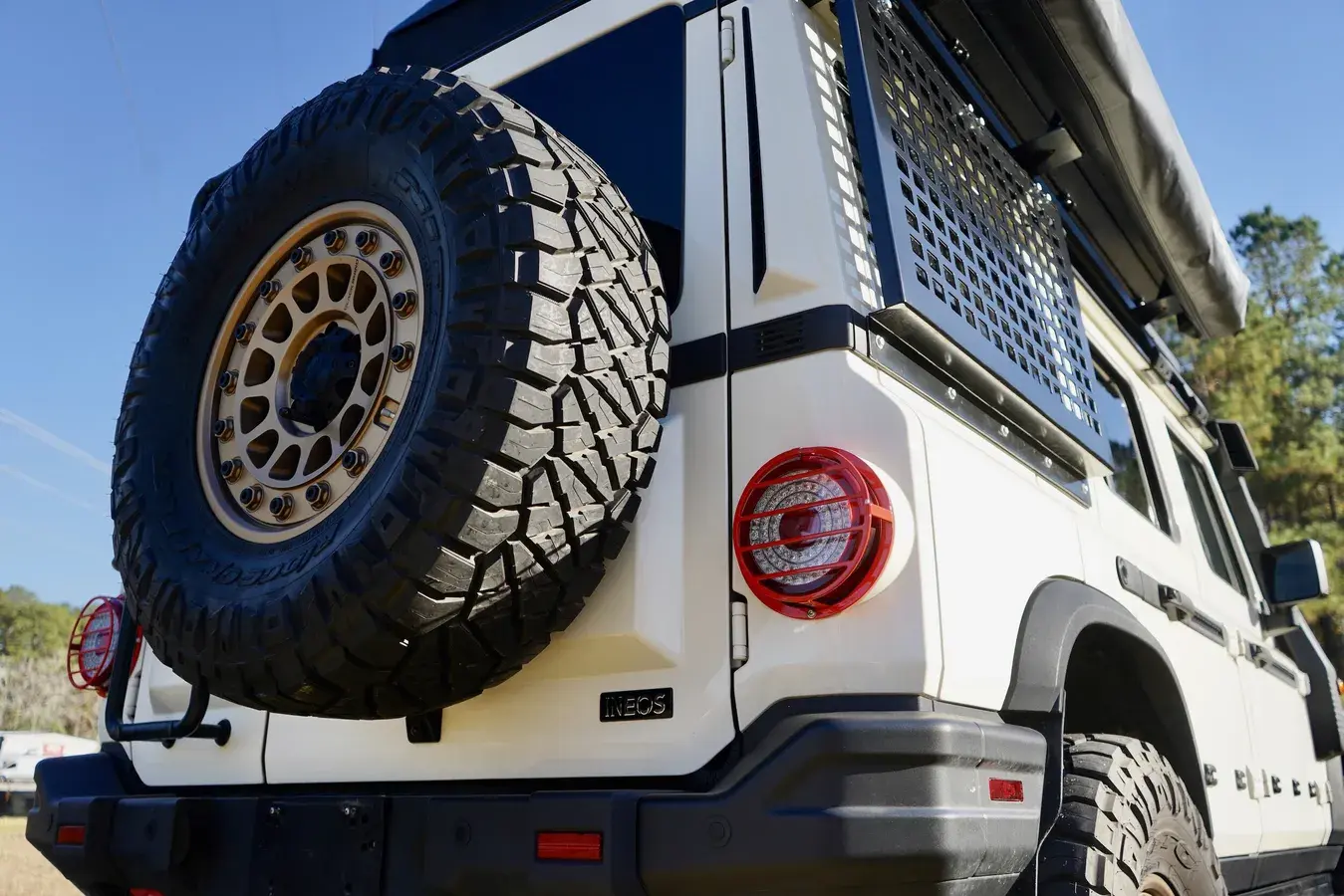 2024 INEOS Grenadier Signature Off-Road Edition