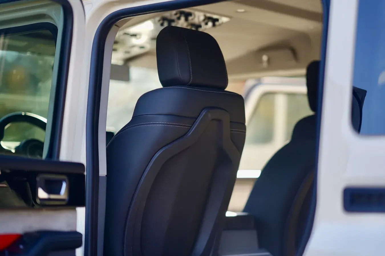 2024 INEOS Grenadier Signature Off-Road Edition