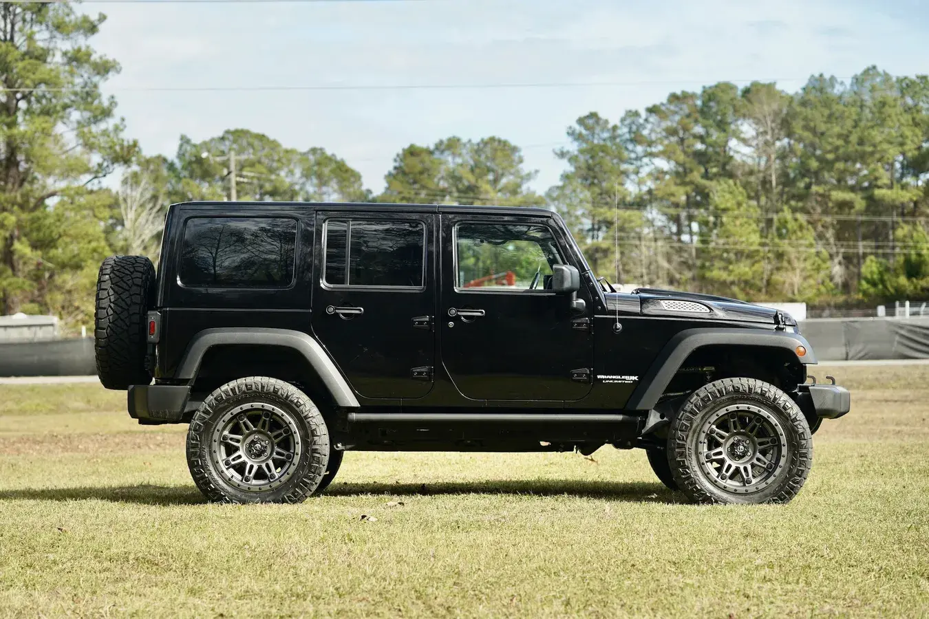 Hellcat-Powered 2018 Jeep Wrangler Rubicon - 3