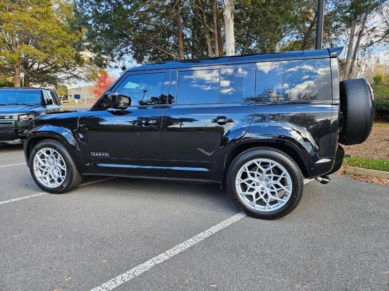 2024 Land Rover Defender 110 Urban Widetrack