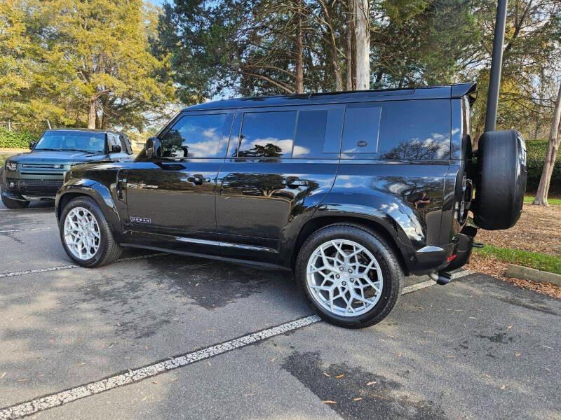 2024 Land Rover Defender 110 Urban Widetrack