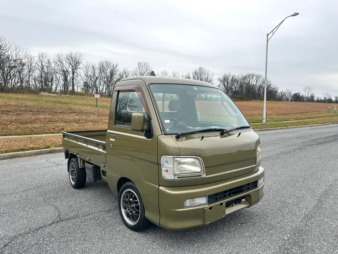 Custom 2000 Daihatsu HiJet 4x4 - 2