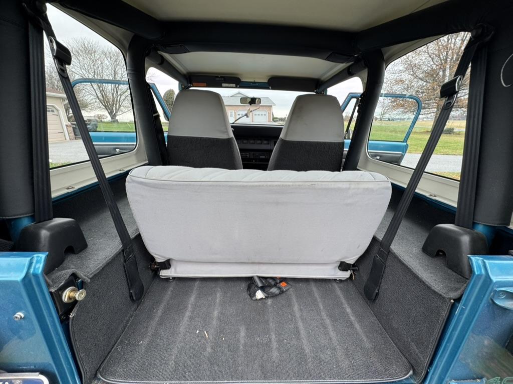 53k-Mile 1993 Jeep Wrangler YJ Splash Edition