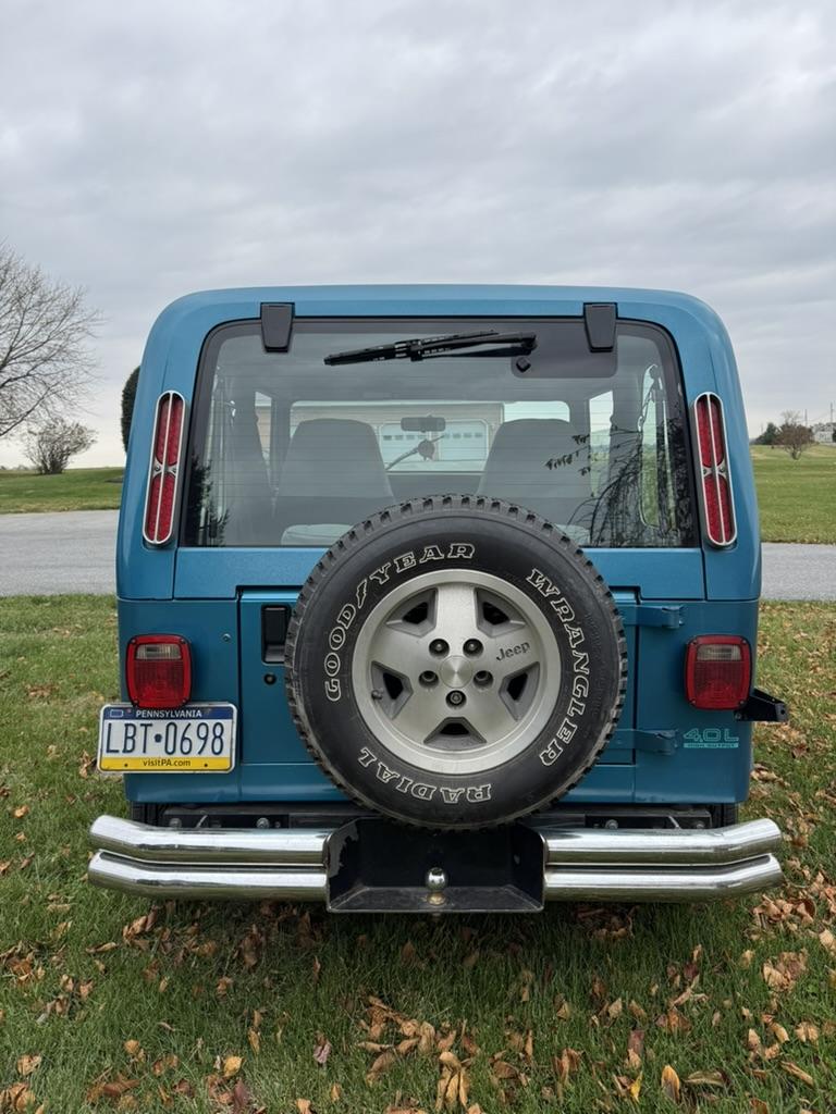 53k-Mile 1993 Jeep Wrangler YJ Splash Edition