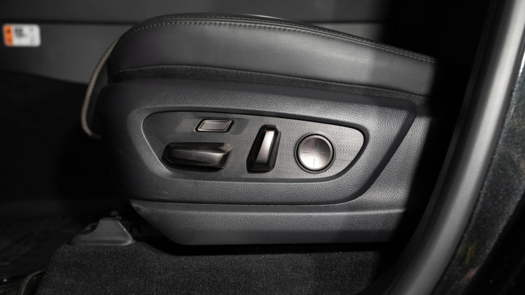 2025 Lexus LX 700h Overtrail