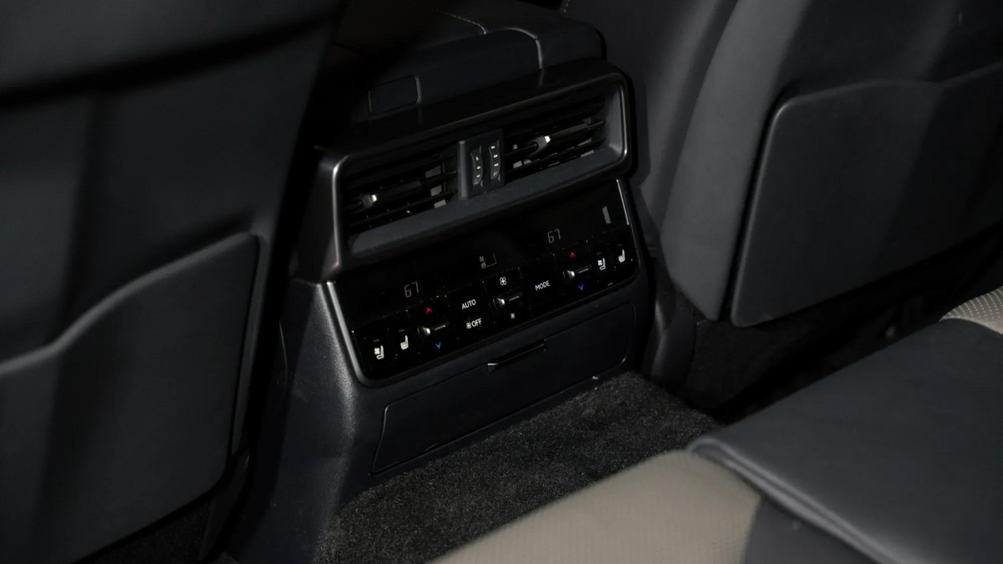 2025 Lexus LX 700h Overtrail