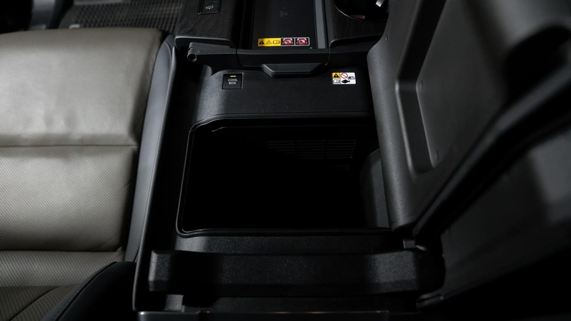 2025 Lexus LX 700h Overtrail