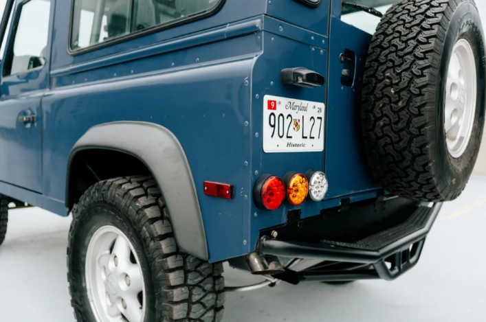 1995 Land Rover NAS Defender 90
