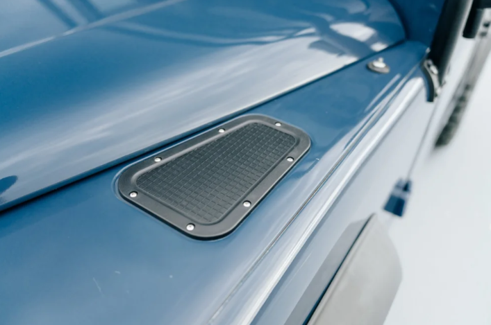 1995 Land Rover NAS Defender 90