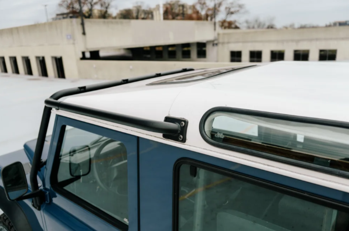 1995 Land Rover NAS Defender 90