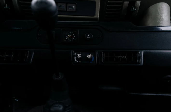 1995 Land Rover NAS Defender 90