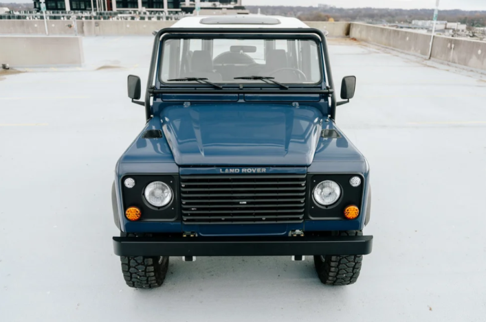 1995 Land Rover NAS Defender 90
