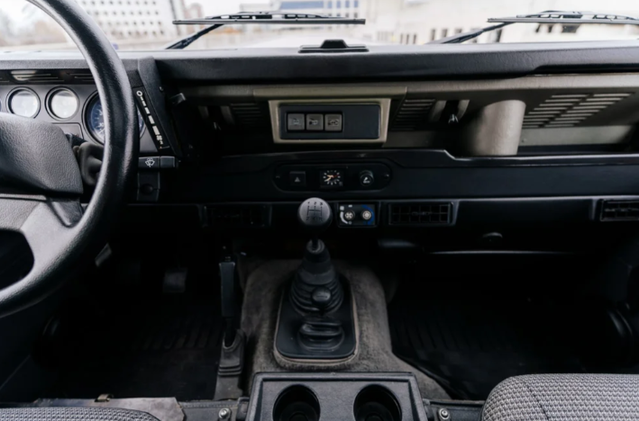 1995 Land Rover NAS Defender 90