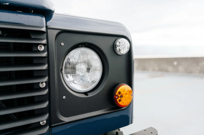 1995 Land Rover NAS Defender 90