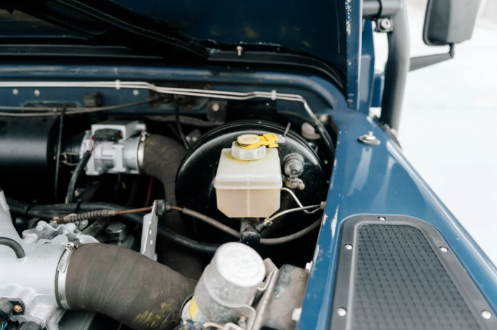 1995 Land Rover NAS Defender 90