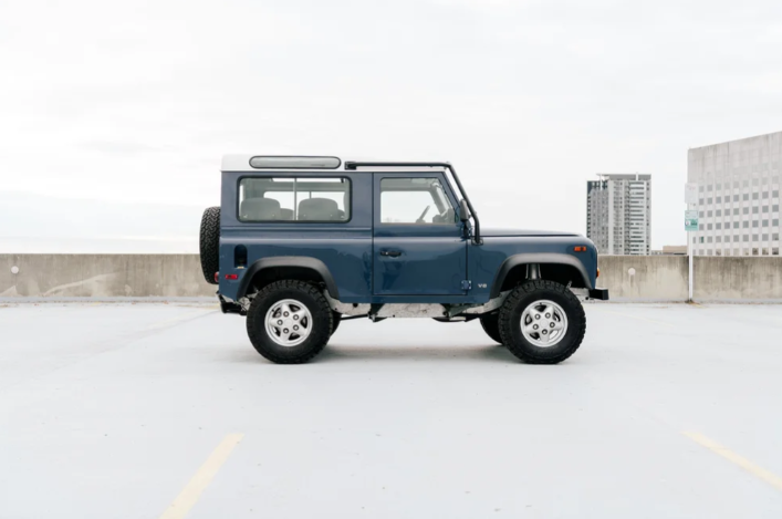 1995 Land Rover NAS Defender 90