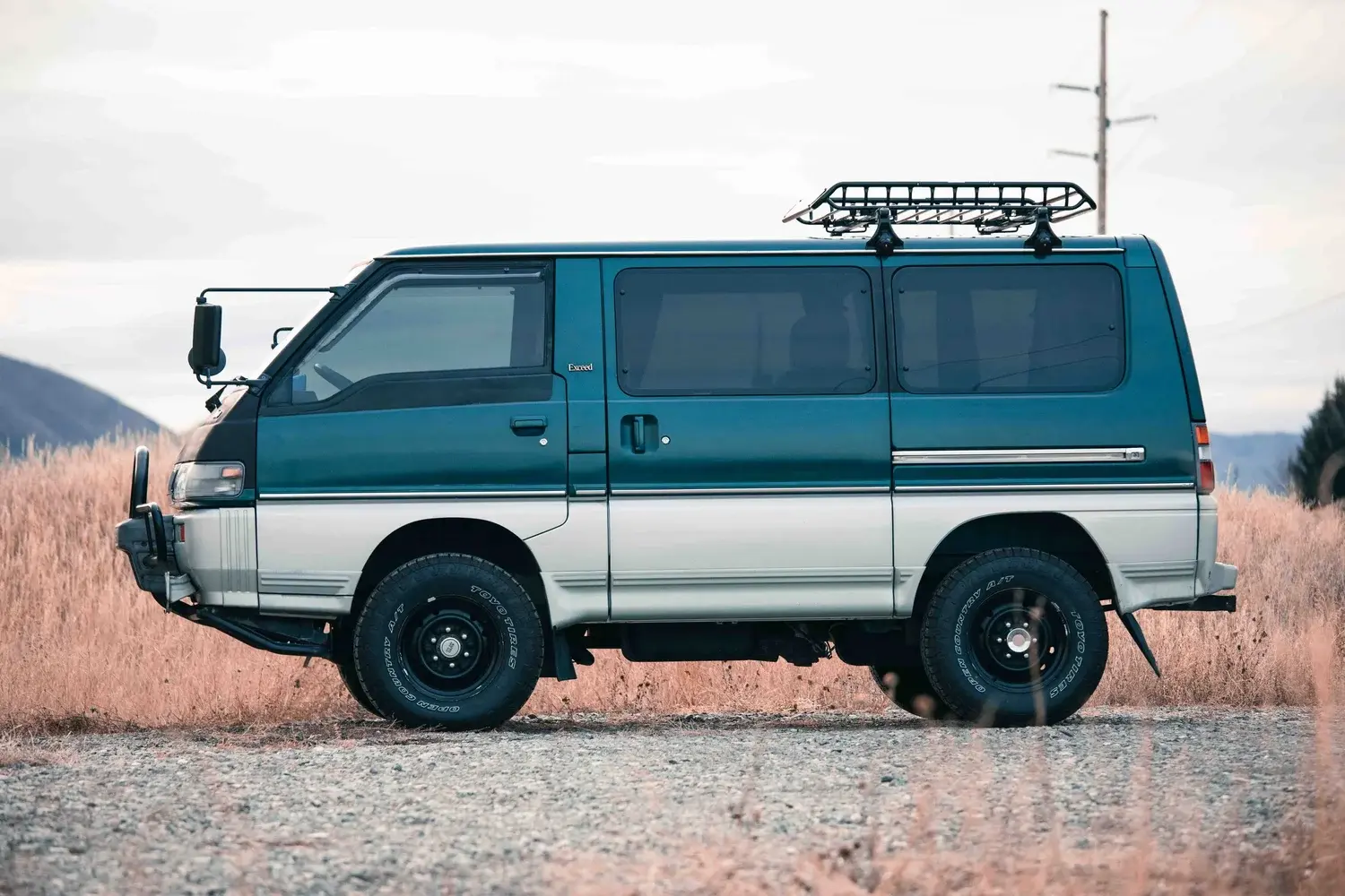 1993 Mitsubishi Delica L300 Star Wagon - 2
