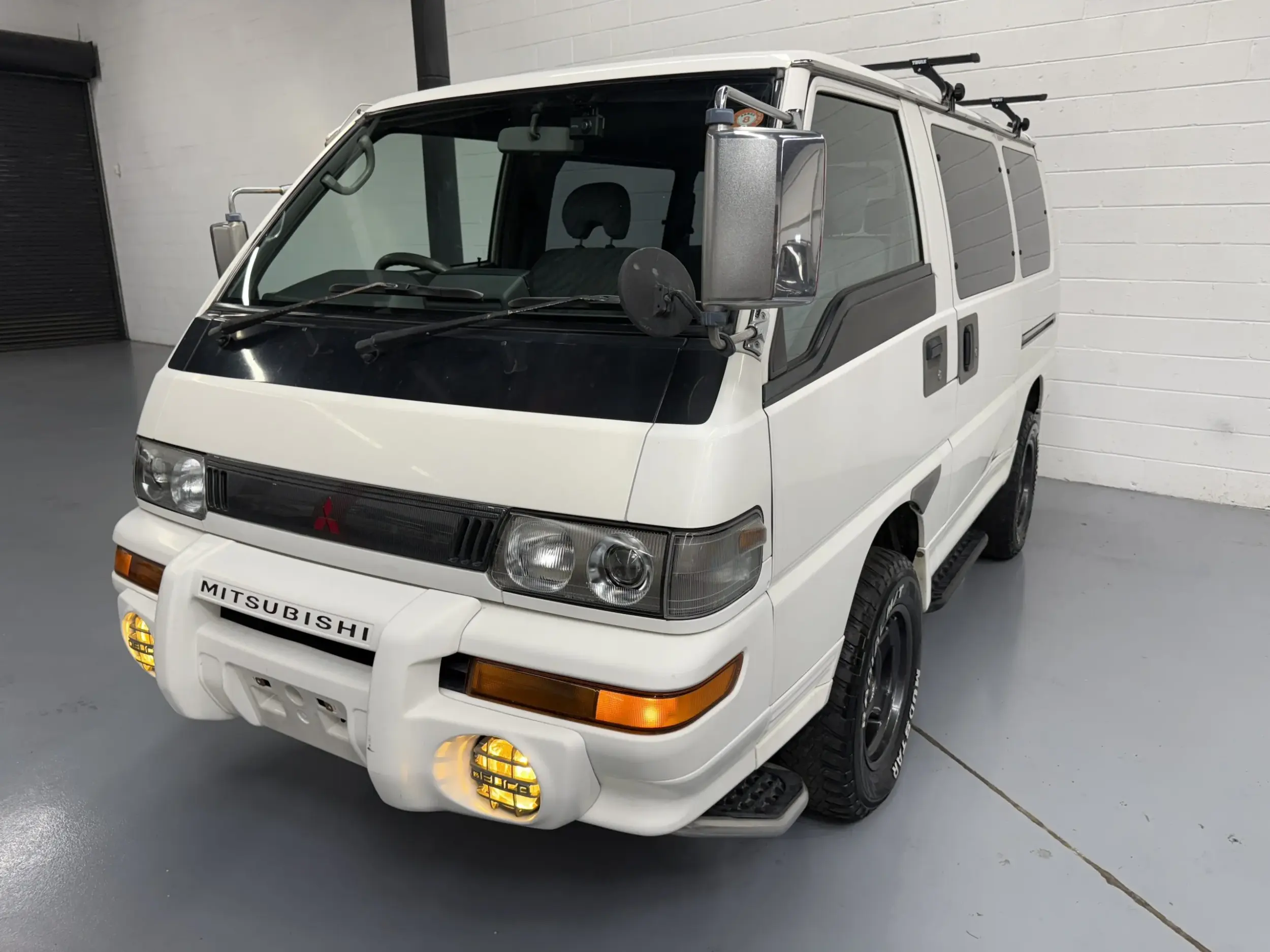 1998 Mitsubishi Delica Star Wagon