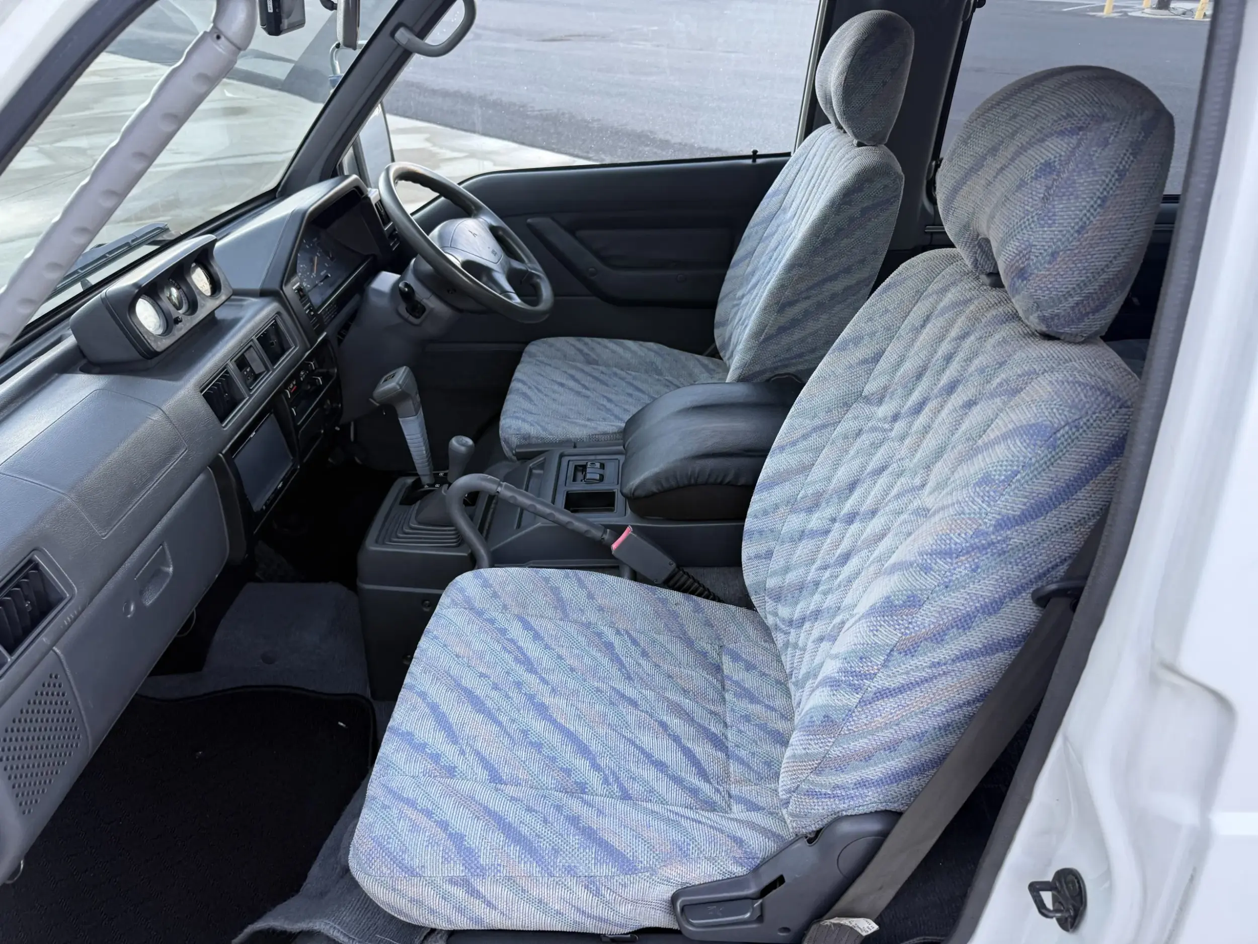 1998 Mitsubishi Delica Star Wagon