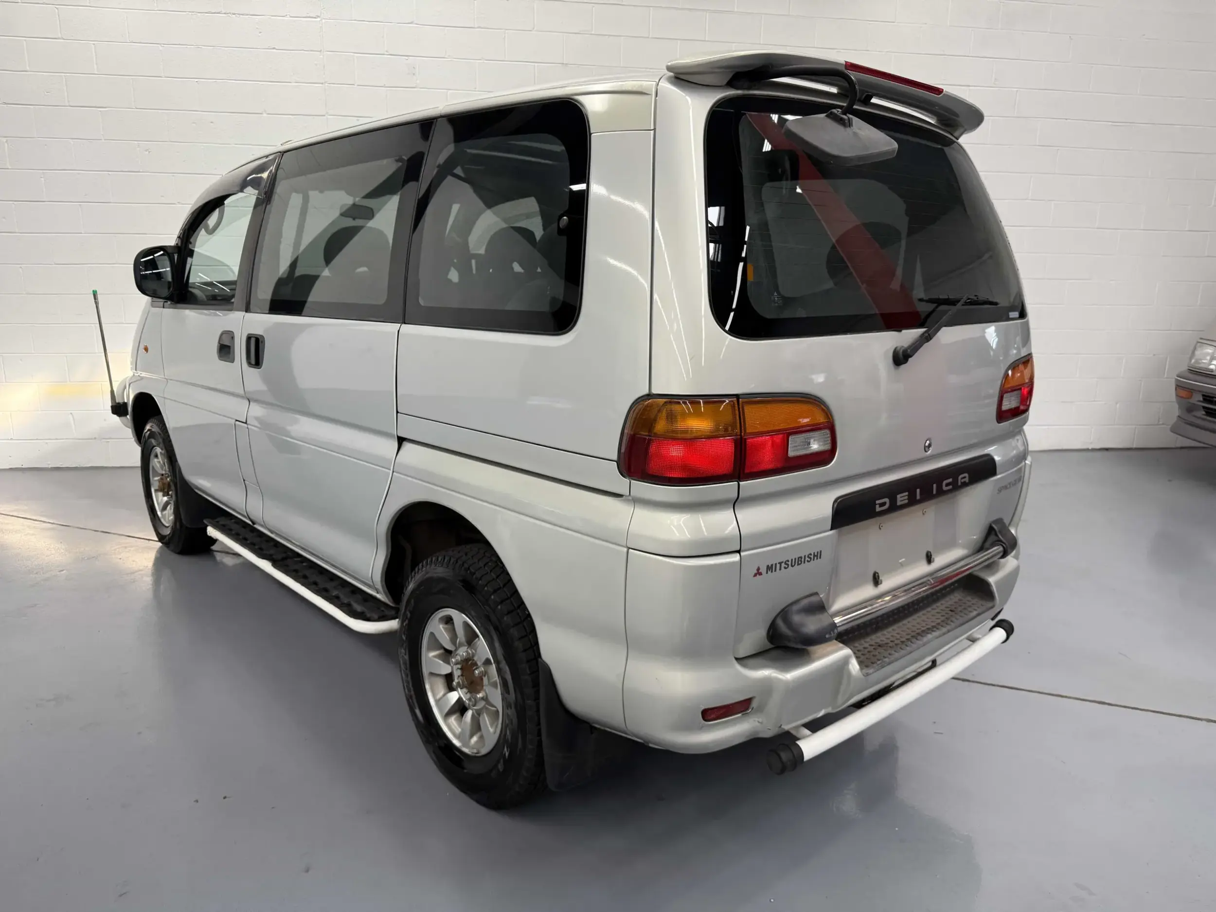 1996 Mitsubishi Delica Space Gear