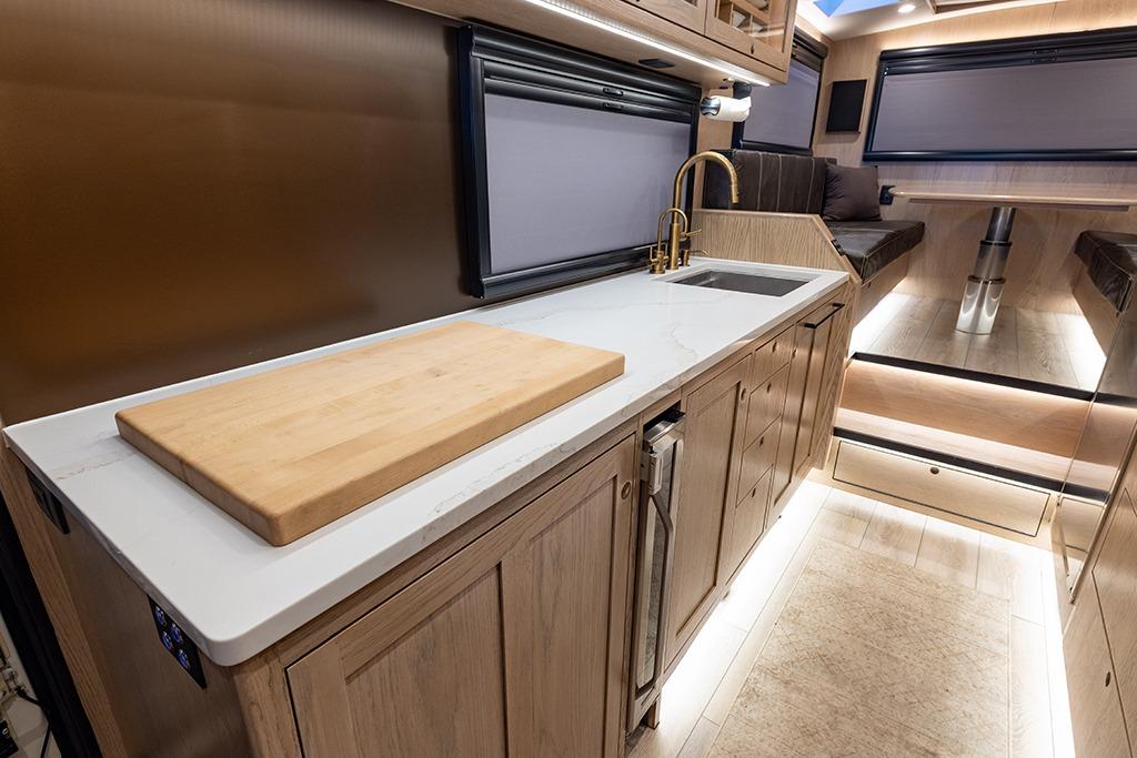 2023 EarthRoamer XV-SX-004