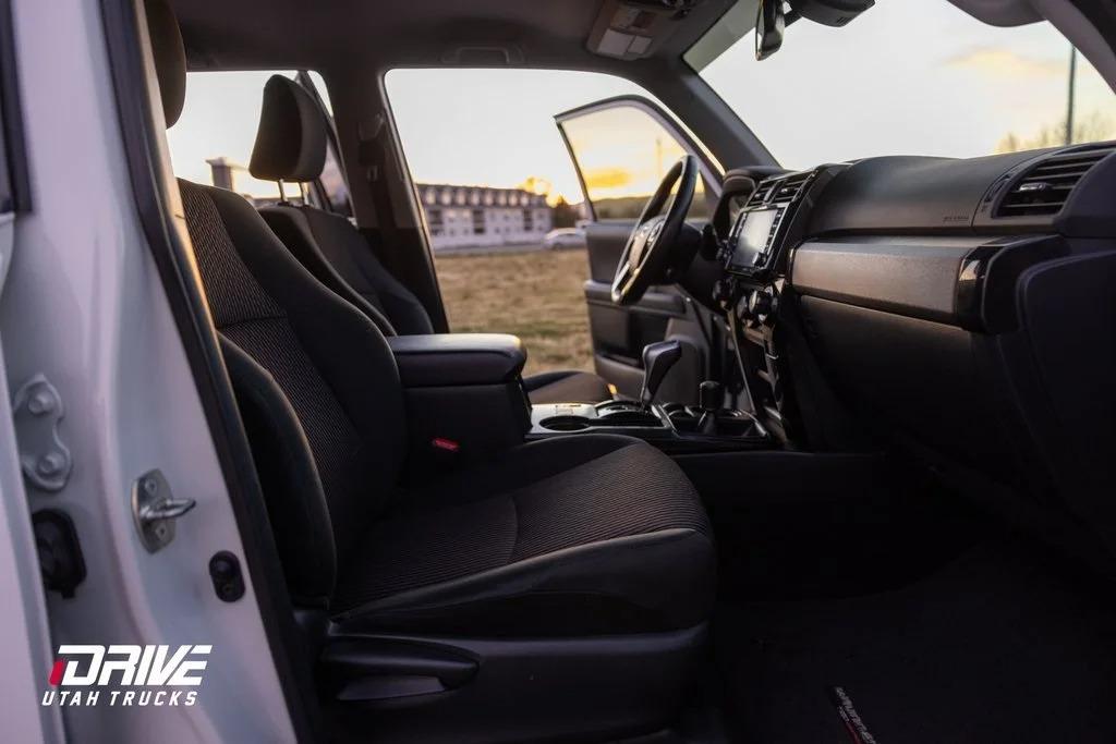 2022 Toyota 4Runner TRD Off-Road