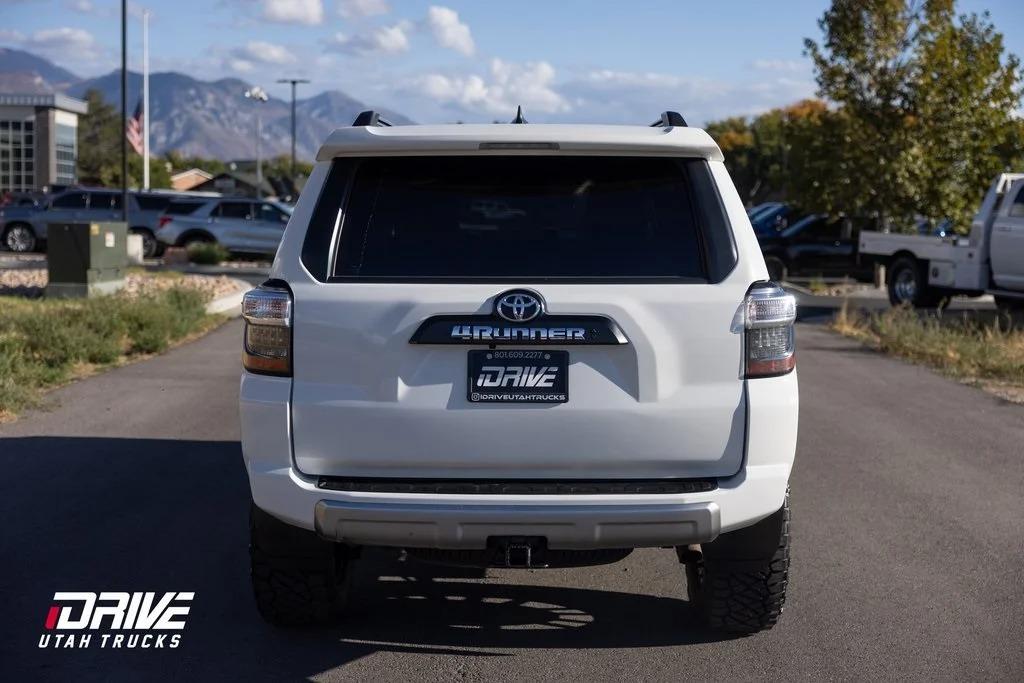 2022 Toyota 4Runner TRD Off-Road
