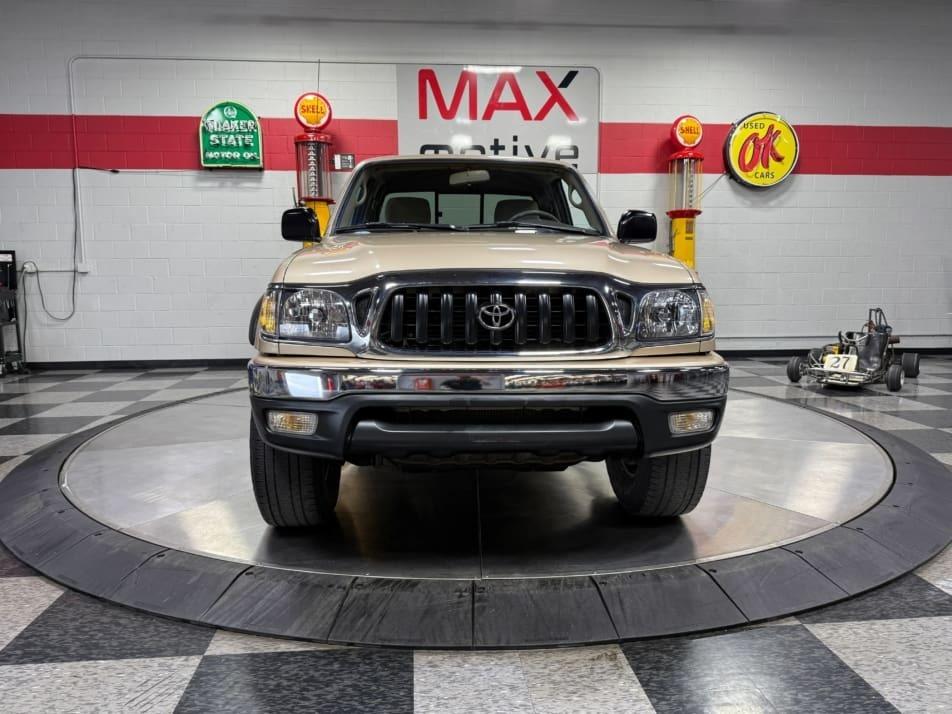 2002 Toyota Tacoma 4x4 - 4