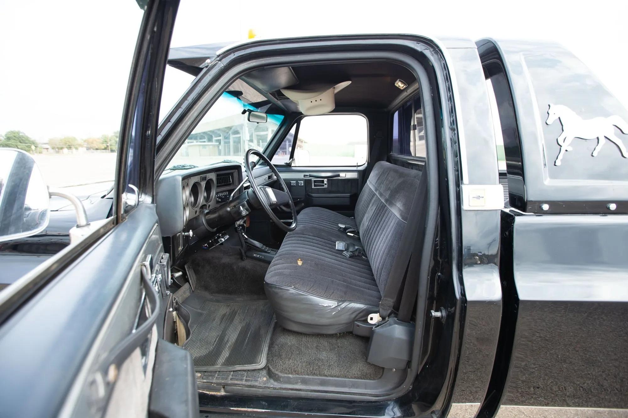 6.2L Detroit Diesel-Powered 1986 Chevrolet K20 Silverado Long Bed Pickup